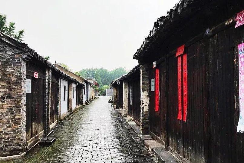 逃离荒凉之地